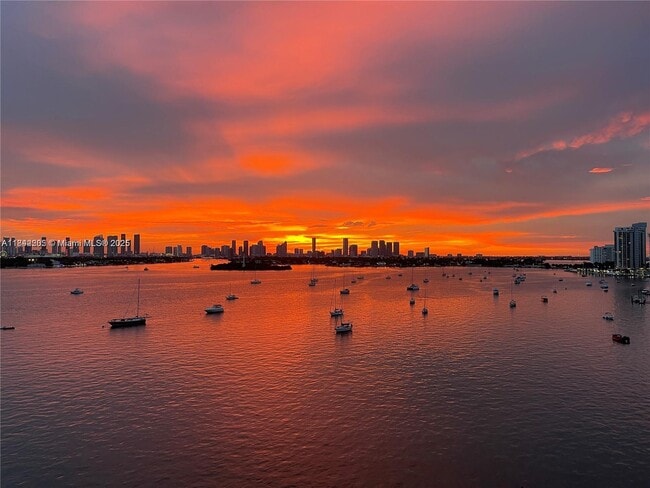 Photo - 1200 West Ave