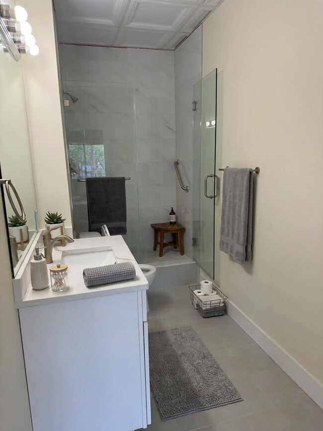 Photo - 15950 Bay Vista Dr Unit 202