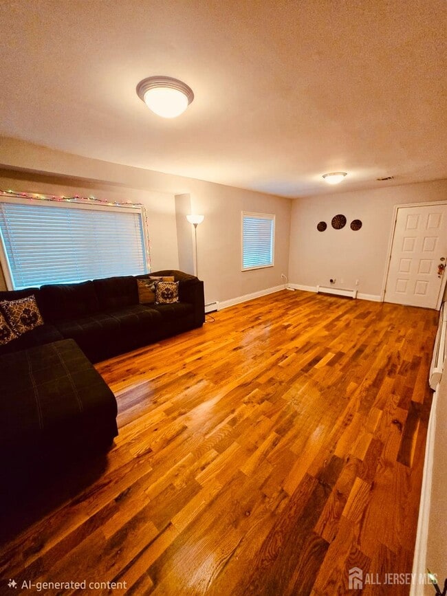 Photo - 1912 Montgomery St