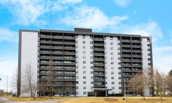 Building Photo - 2200 Roche Ct