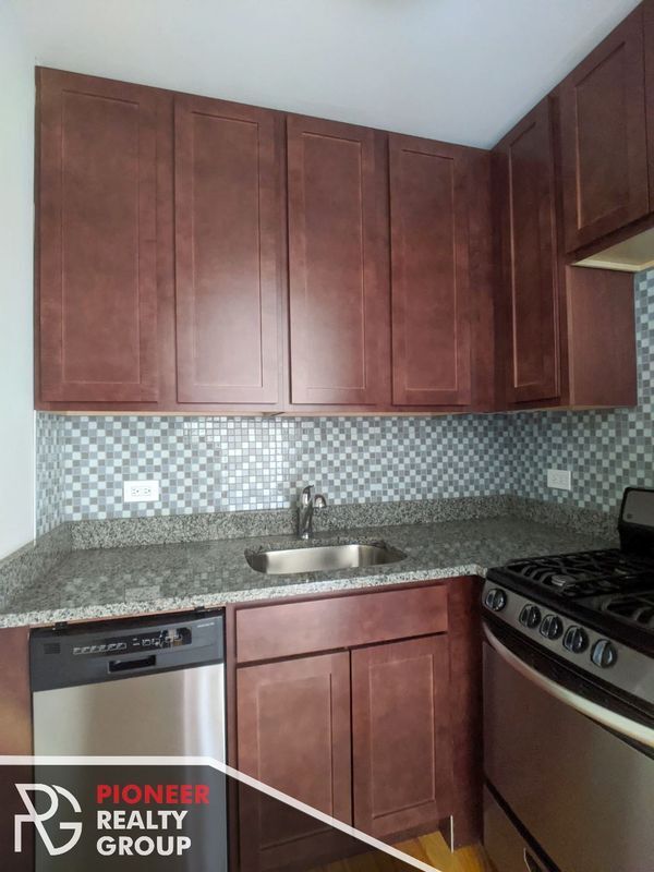 Photo - 550 W Arlington Pl Unit 811