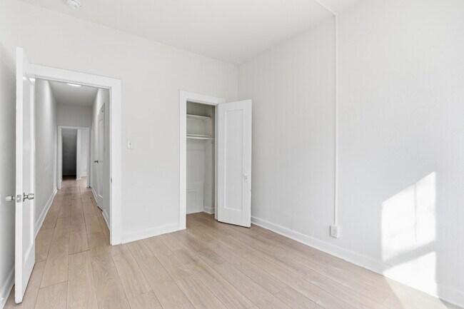 Photo - 1526 E 52nd St Unit 1524 E. 52nd Street