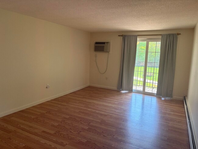 Photo - 1007 White Cedar Blvd