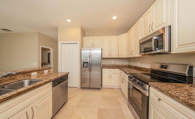 Photo - 17585 W Lilac St