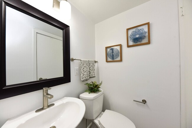 1/2 Bath Sandy Creek