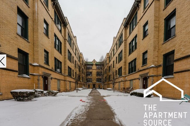 Photo - 2615 N Spaulding Ave Unit 3