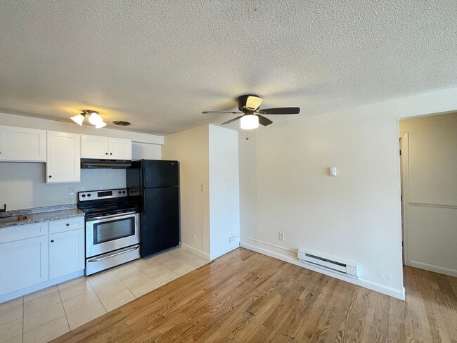 Photo - 173 Loudon Rd Unit Apt 404