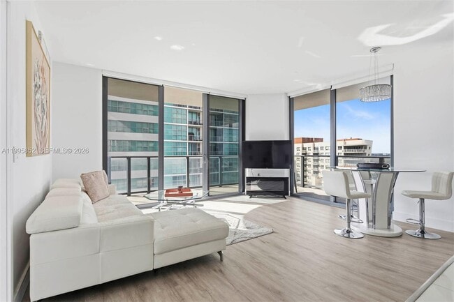 Photo - 121 NE 34th St Unit 1001