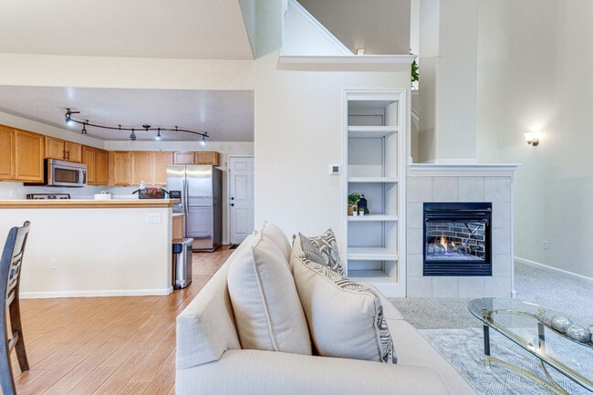 Photo - 15555 E 40th Ave Unidad ID1386130P