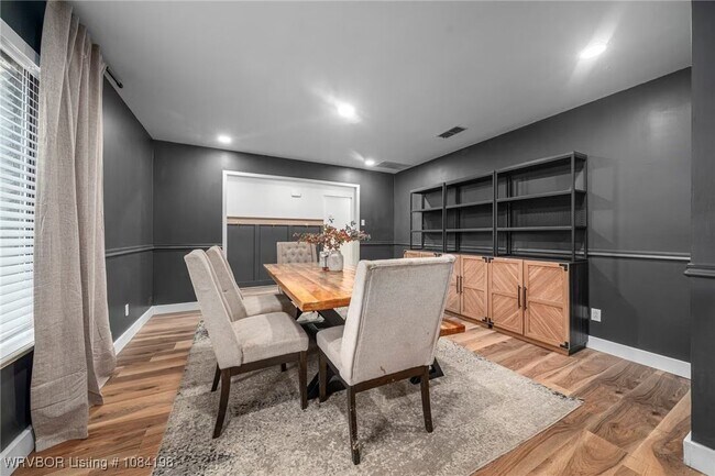 Photo - 3021 S 96th St