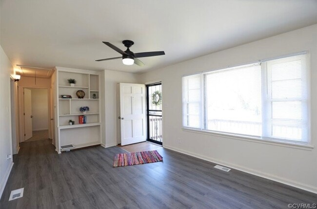 Photo - 605 N South St