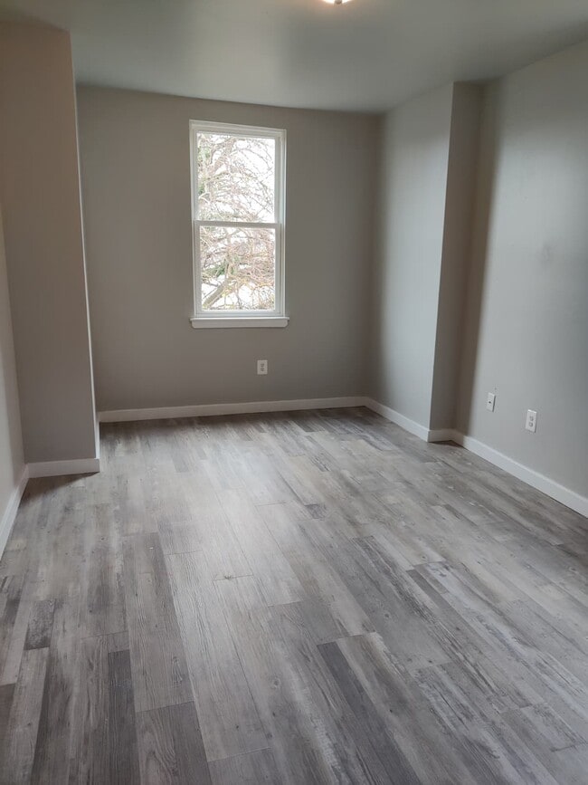 Photo - 6110 Master St