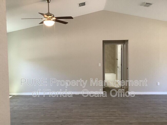 4 Water Track Dr House House - Image 