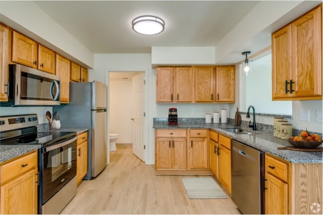 Hidden Creek Apartments