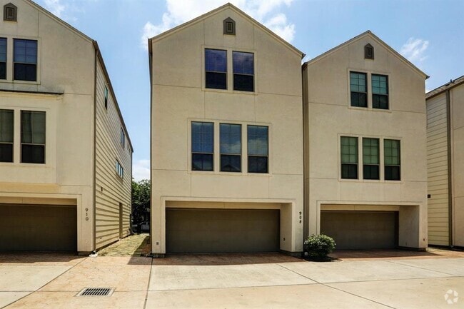 Building Photo - 908 Patterson St Rental