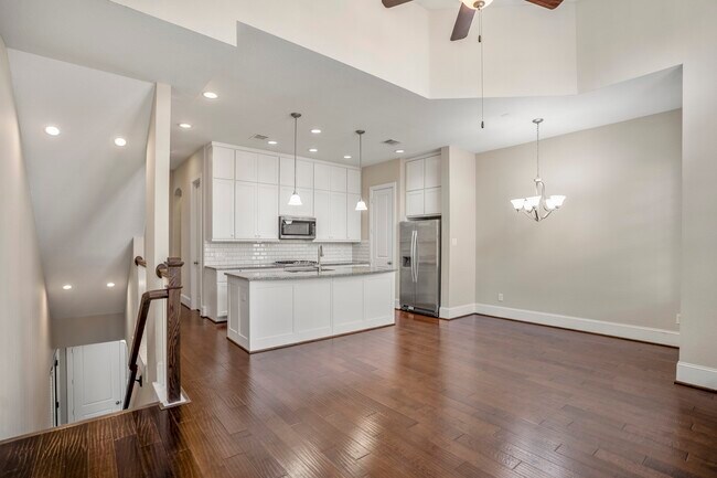 Photo - 11005 Acorn Falls Dr