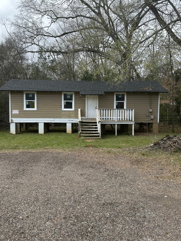 Photo - 326 W College St