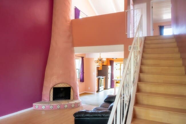 Photo - Spacious & Bright 3 Bedroom End Unit Condo in Prime Location