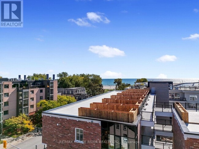 Photo - 185 Division St