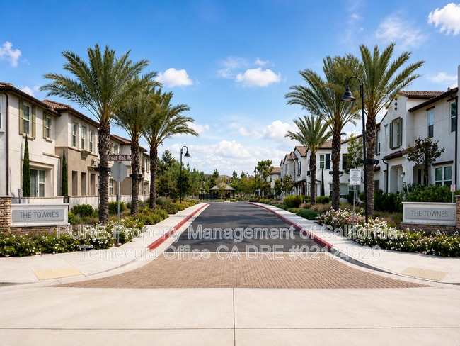 Building Photo - 30383 Town Square Dr