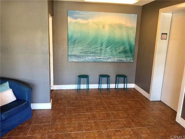 Photo - 2500 E 4th St Unit 204