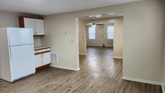 Building Photo - 15 Canal St Unit Canal Street BigFlatsNY Rental