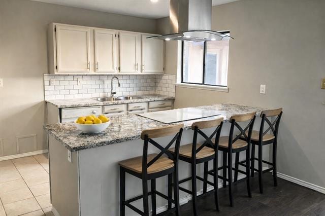 Photo - 5656 Pearce St