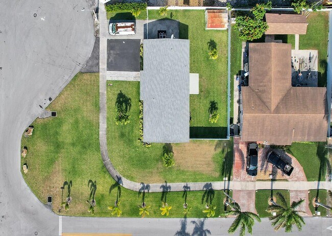 Photo - 1210 SW 10th Terrace