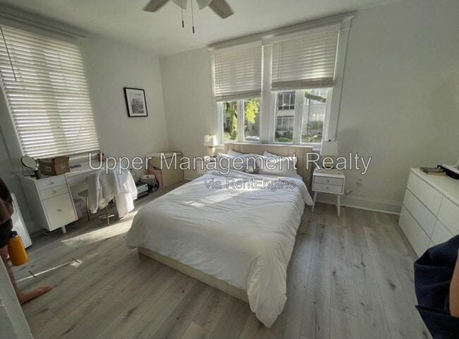Photo - 7429 Hampson St Unit 7427 2nd Floor