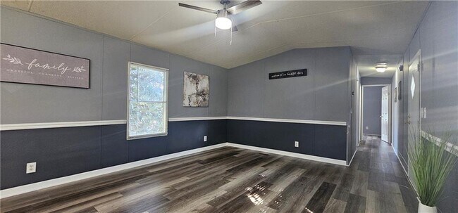 Photo - 4255 Smoke Creek Pkwy