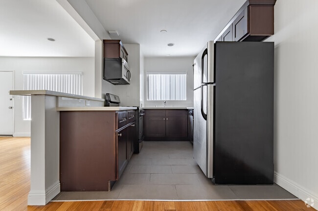 1HAB, 1BA - 740 ft² - Martel Apartments