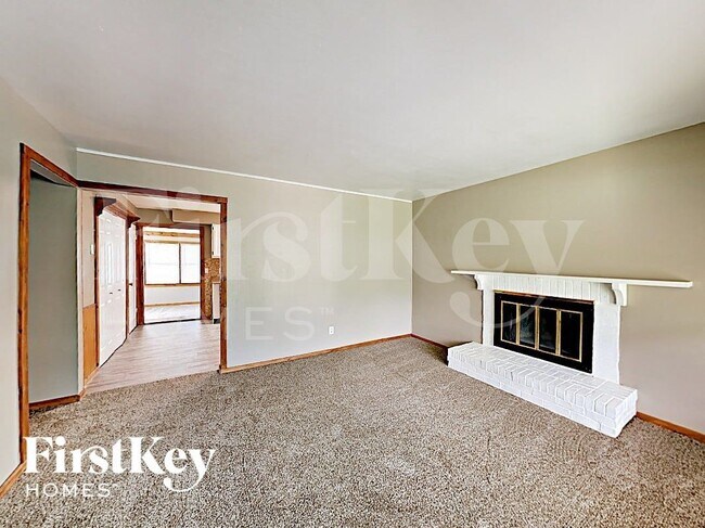 Photo - 2365 Grants Pkwy