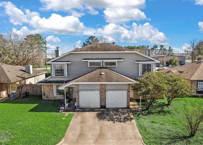 Building Photo - 10035 Emerald Creek Dr