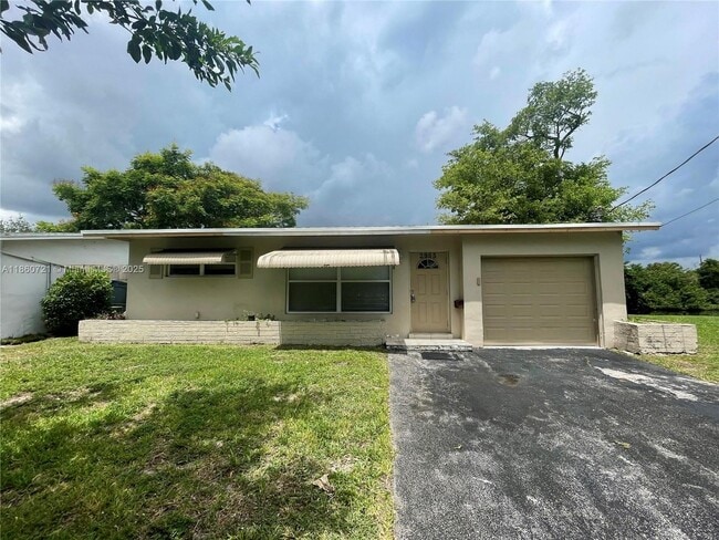 Photo - 2985 NW 69th Ave House