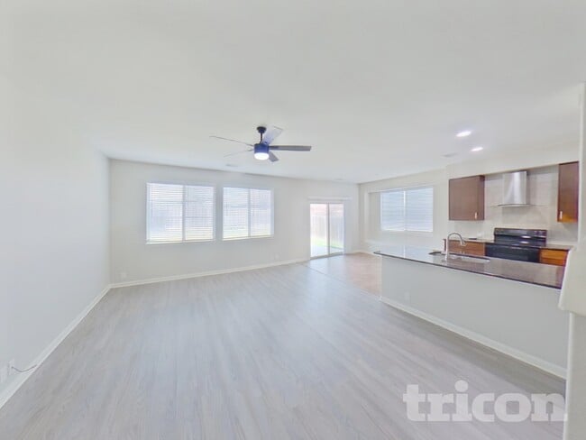 Photo - 423 Hayes St