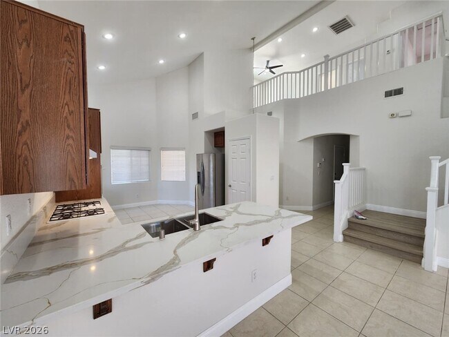 Photo - 753 Maranello St