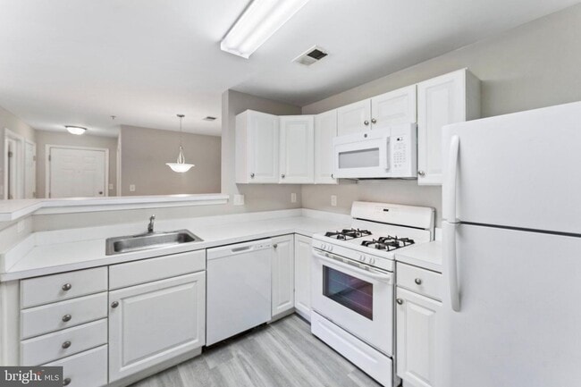 Photo - 1060 Gardenview Loop Unit 304
