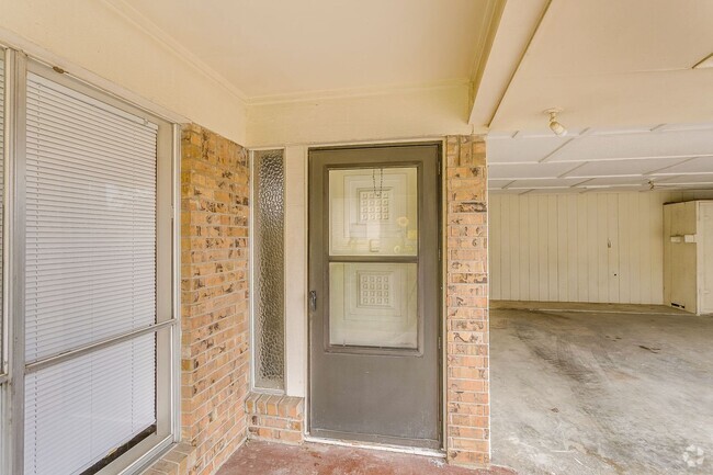 Building Photo - $99 FIRST MONTH'S RENT Unit 1629 Westridge Rental