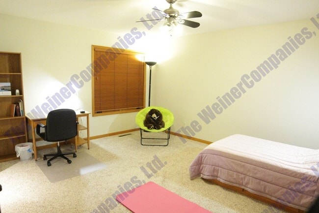 Photo - Now leasing for August!