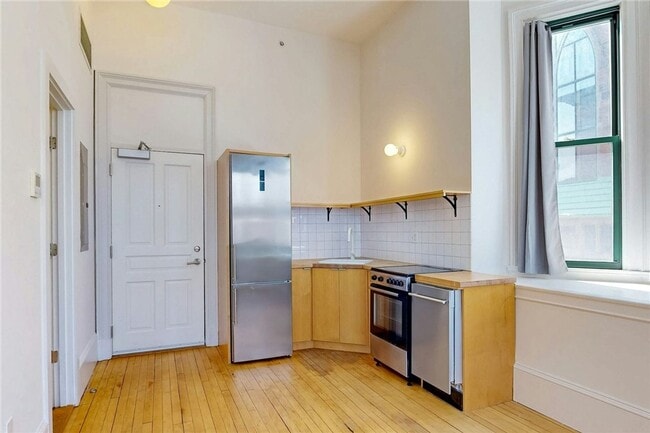 Photo - 225 Weybosset St