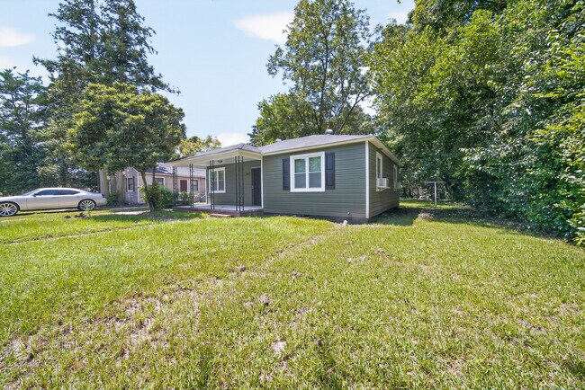 Photo - 345 29th Ave