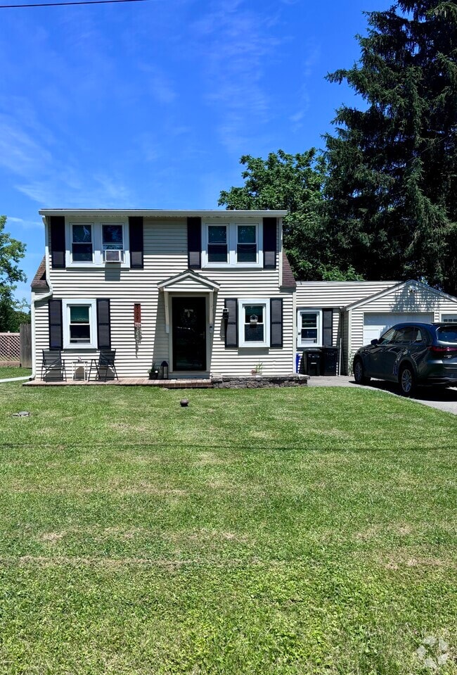 Building Photo - 6179 Gloger Dr Rental