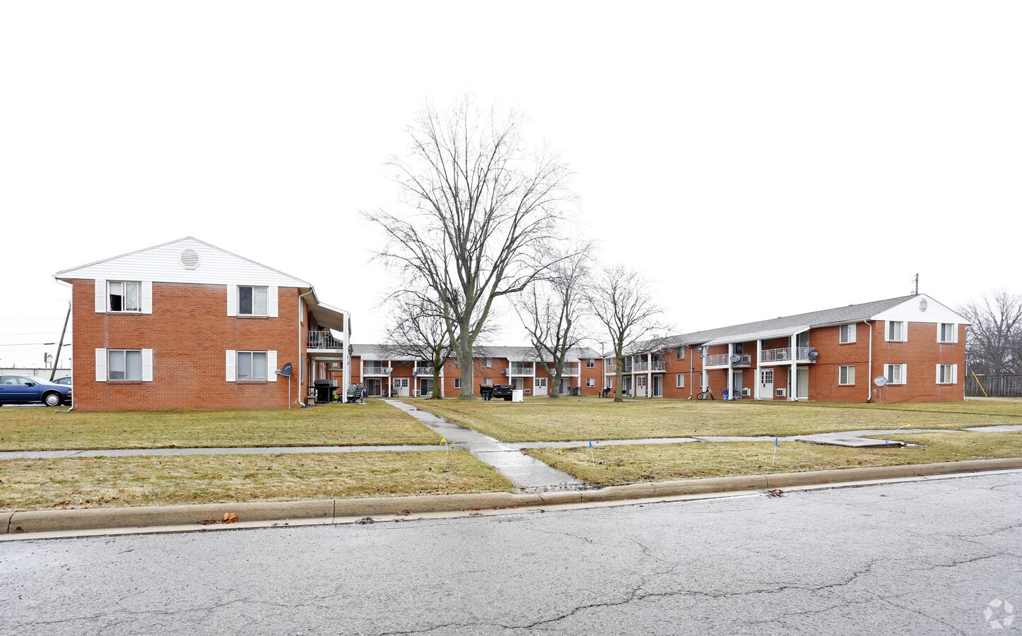 Photo - 1800 Queenswood Dr