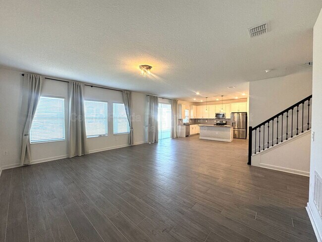 Photo - 5774 Stephens Rd