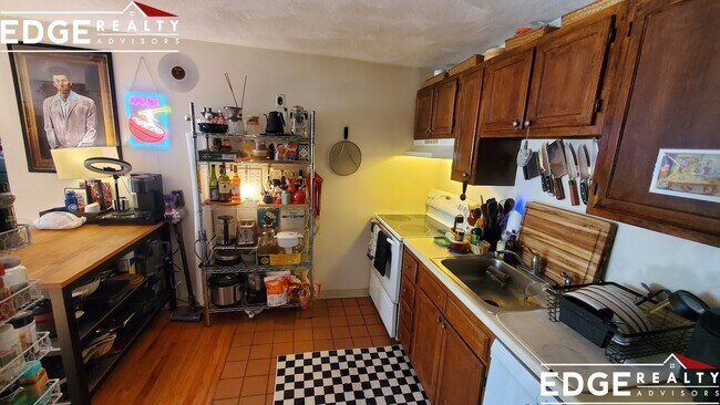 Photo - 245 Kelton St Unit 24