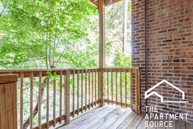 Photo - 730 W Roscoe St Unit 2W