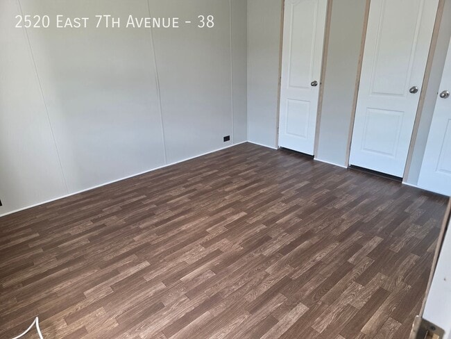 2520 E 7th Ave