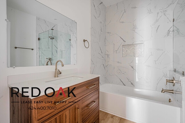 Photo - 6135 Saturn St Unit 6135.5