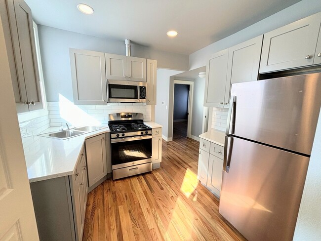 Photo - 5231 S Michigan Ave Unit 2NR