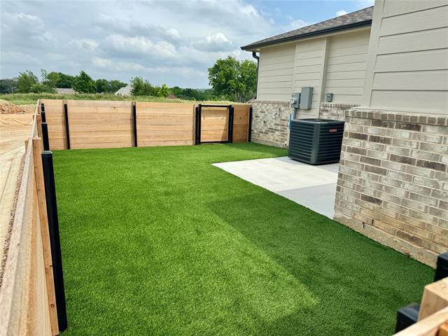 Photo - 9720 Thorncrown Ln